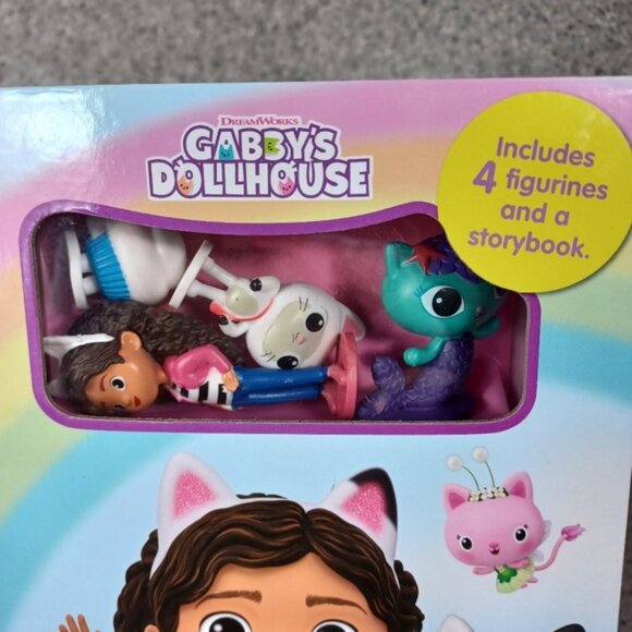 Gabby's Dollhouse Book and Doll Figurines Set Tattle Tale Activity Bundle - Picture 3 of 8